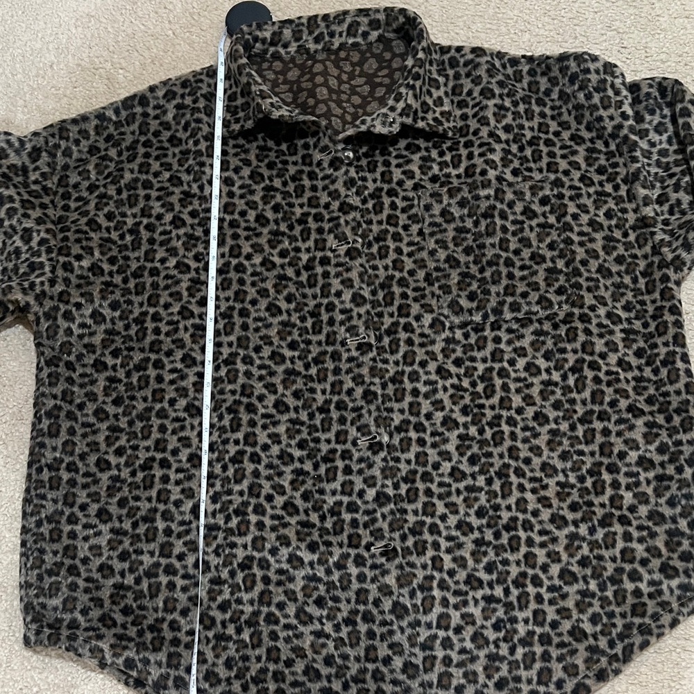 Leopard Print Women’s Shacket - Picture 10 of 10